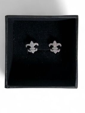 Diamond-Accent Fleur Stud Earrings - Silver